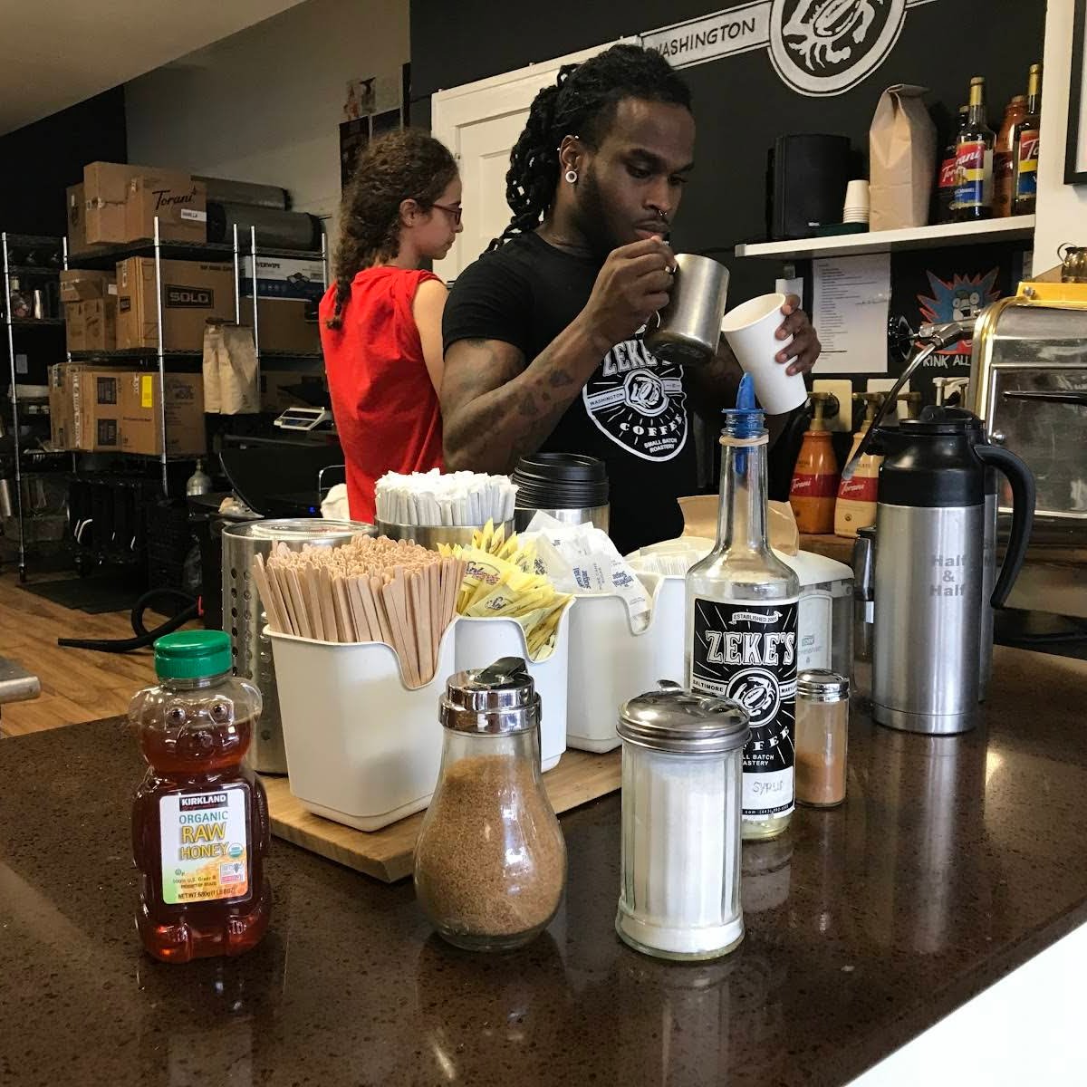 Zeke's Coffee of DC specialty coffee shop in Washington, D.C. - photo 11