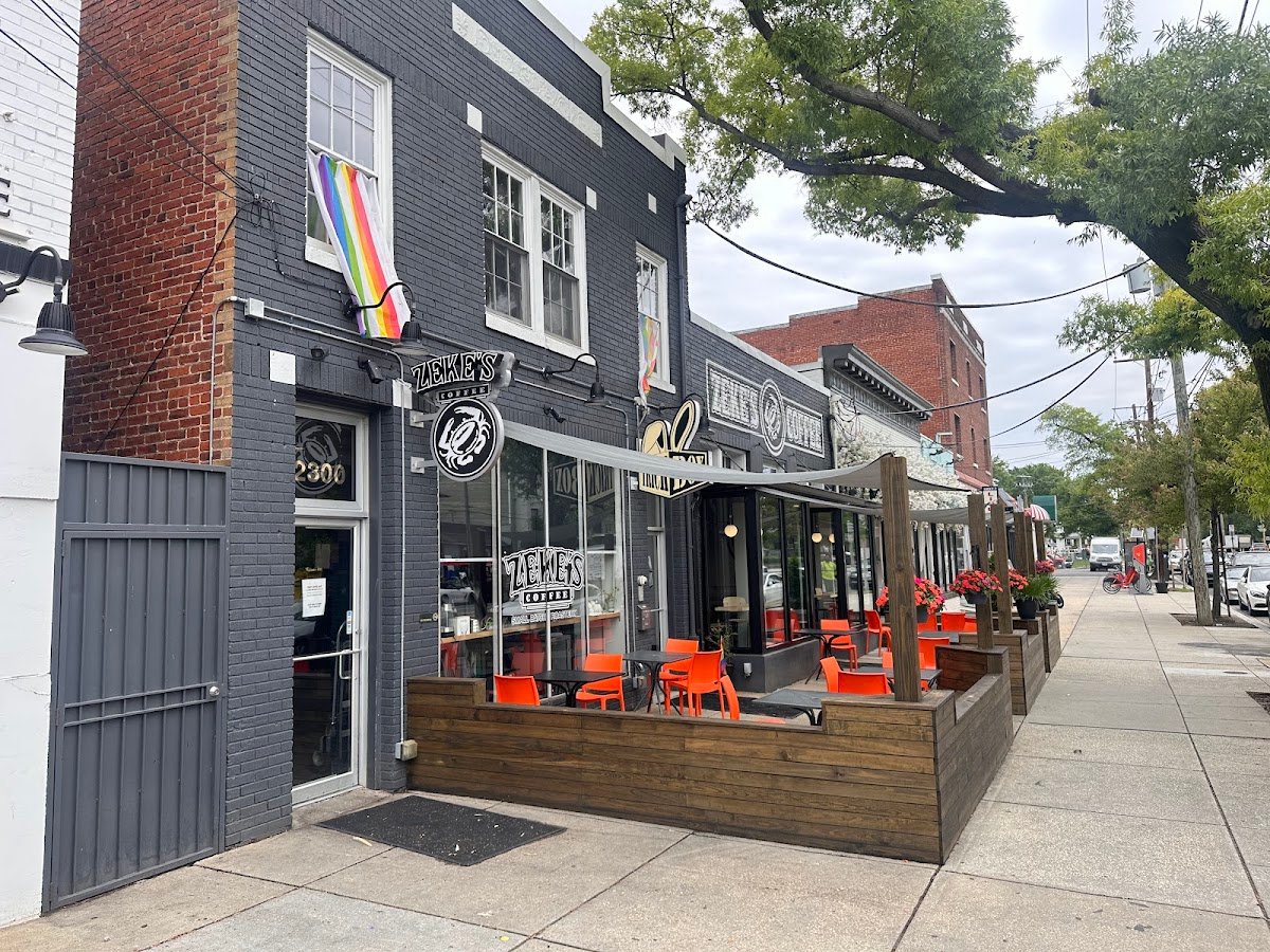 Zeke's Coffee of DC specialty coffee shop in Washington, D.C. - photo 5