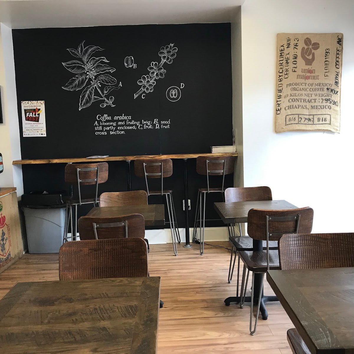 Zeke's Coffee of DC specialty coffee shop in Washington, D.C. - photo 8