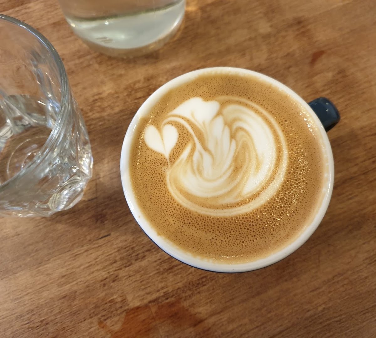 Coffee at Artisan Roast Bruntsfield, specialty coffee shop in Edinburgh