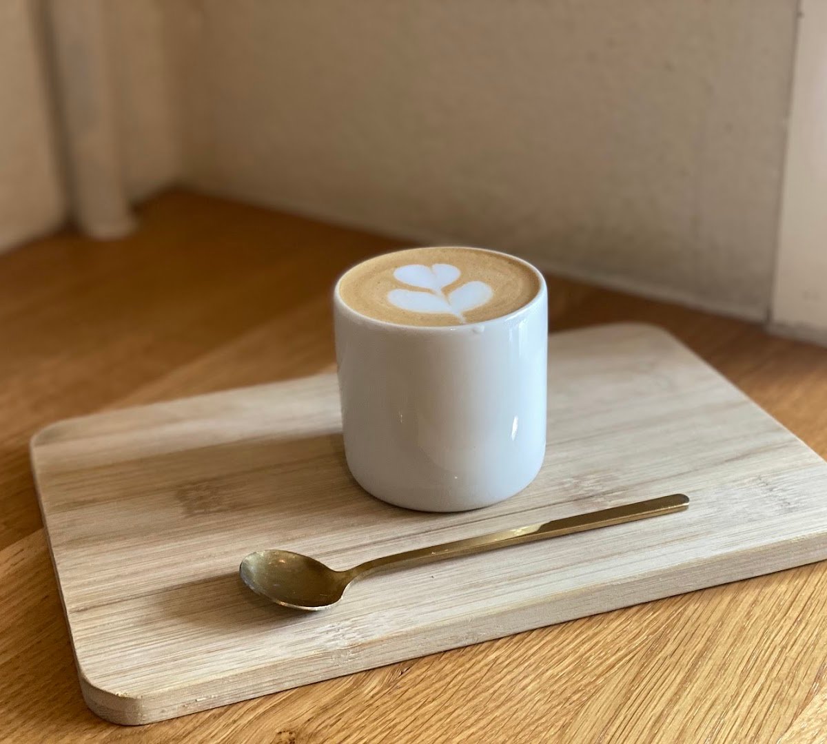 Coffee at MAME Josef, specialty coffee shop in Zurich
