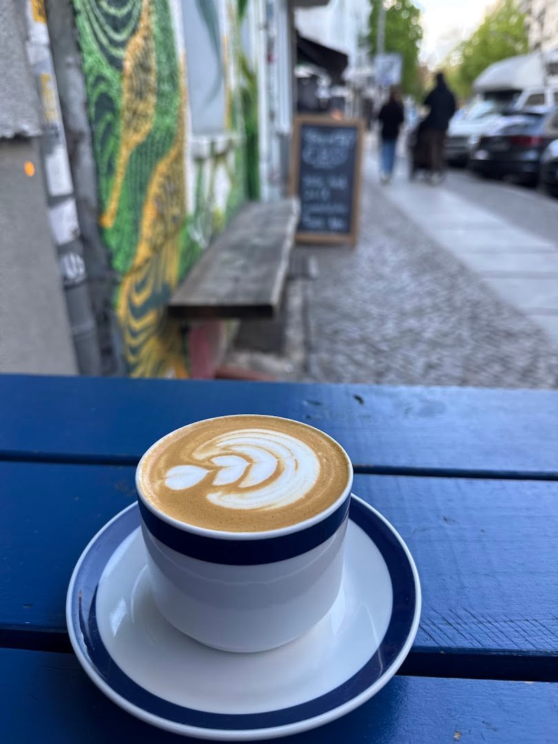 nothing out of the ordinary specialty coffee shop in Berlin - photo 2