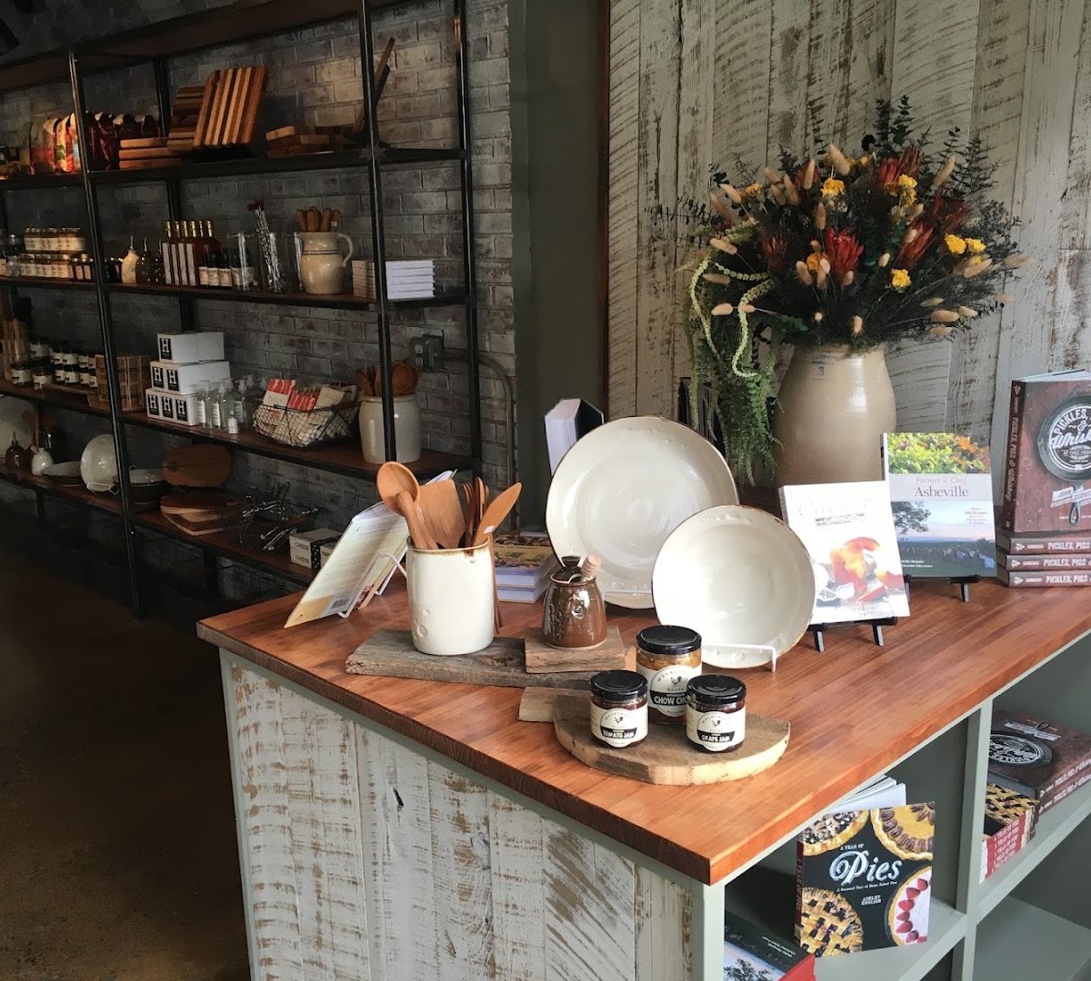 The Rhu specialty coffee shop in Asheville - photo 6