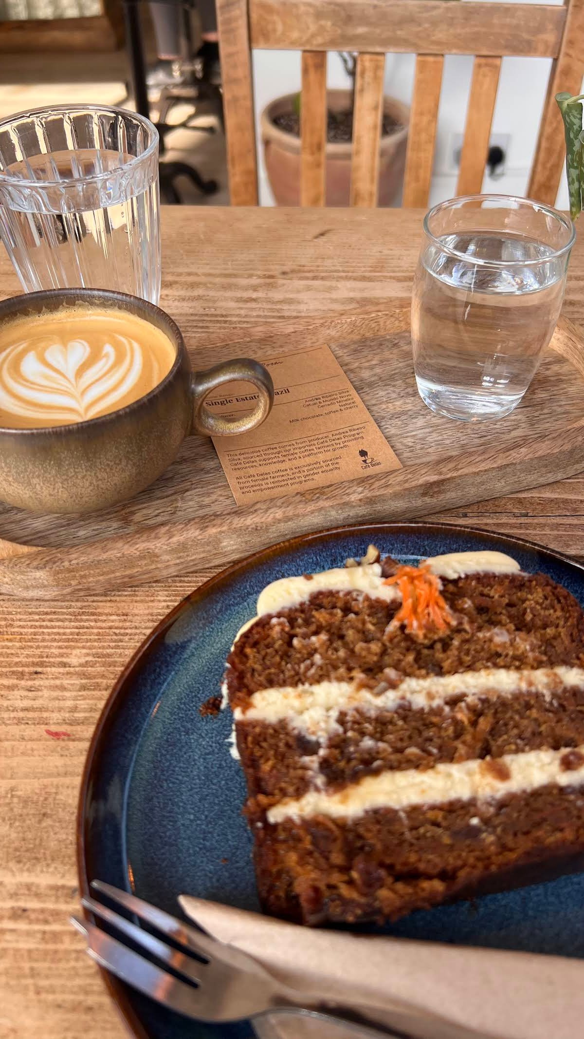 Farm & Flynn specialty coffee shop in London - photo 13