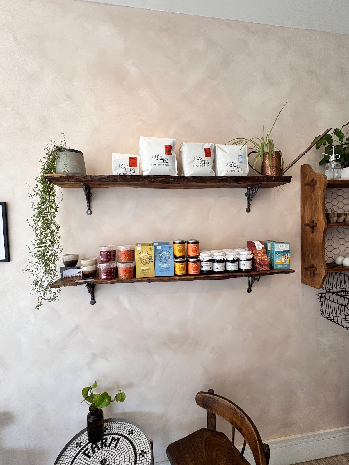 Farm & Flynn specialty coffee shop in London - photo 5