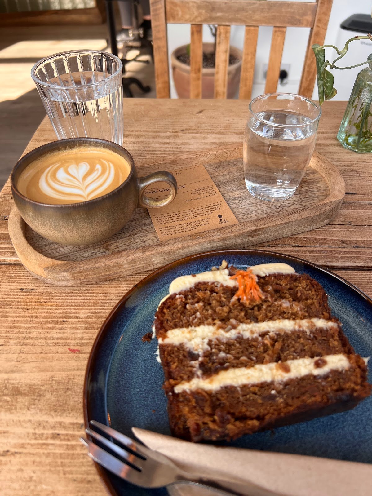 Farm & Flynn specialty coffee shop in London - photo 6