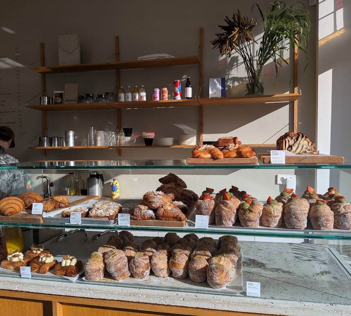 SAINT-JEAN Bakery specialty coffee shop in Amsterdam - photo 5