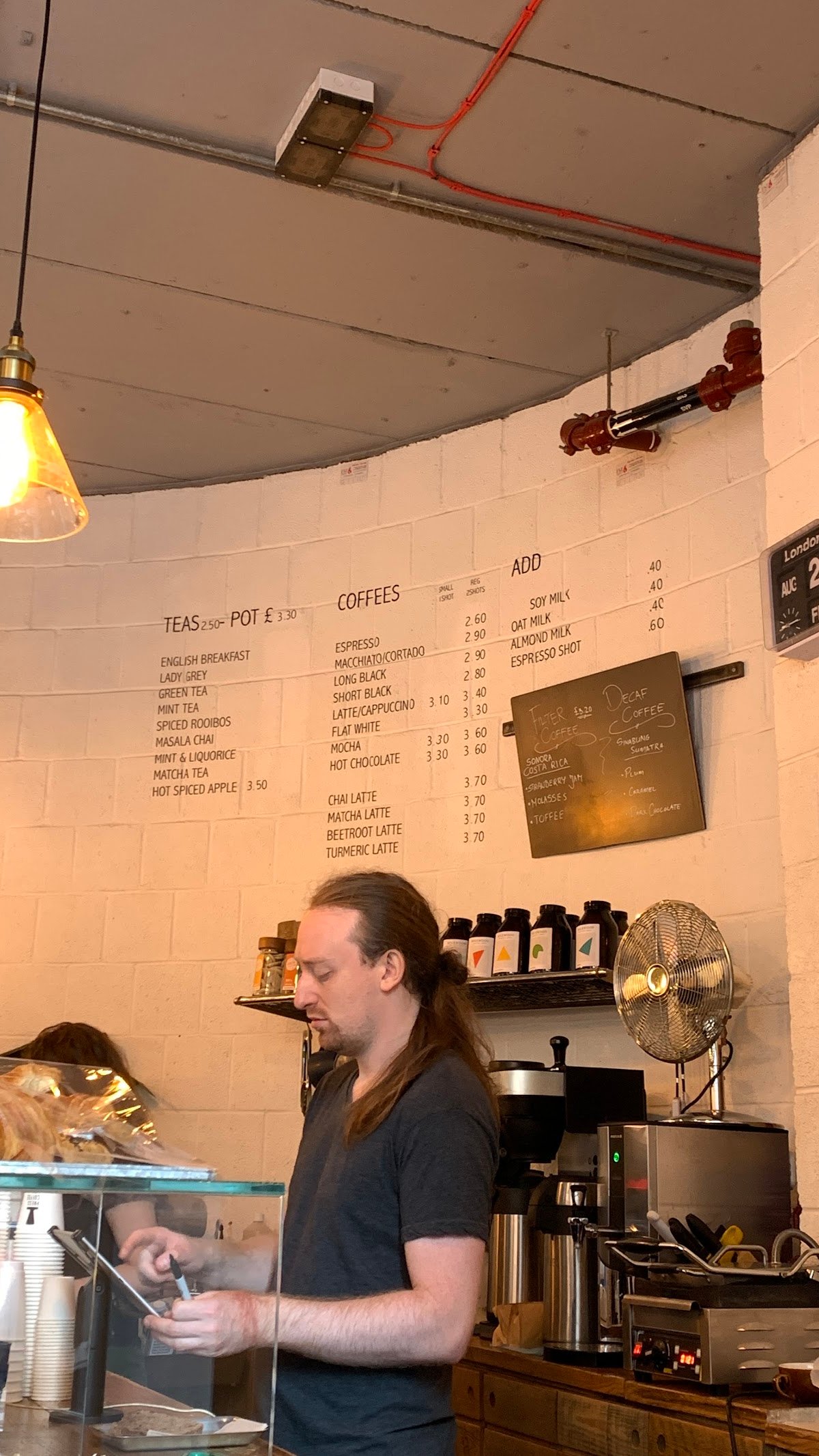 Chancery Press specialty coffee shop in London - photo 12