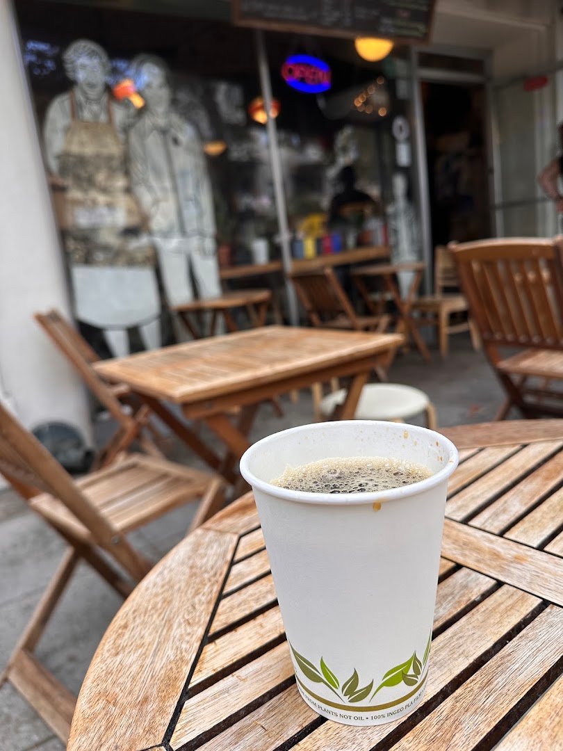 Coffee at Cafe Delmarette, specialty coffee shop in Santa Cruz