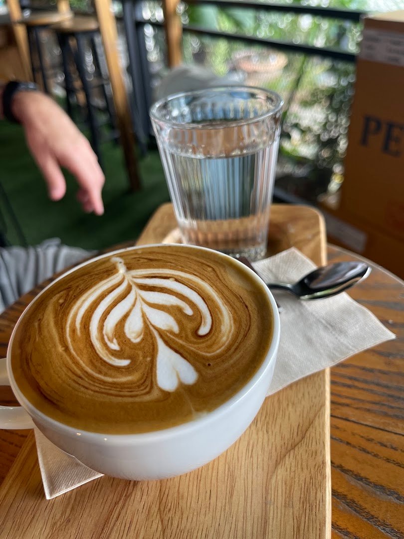This's Coffee Roaster specialty coffee shop in Bangkok - photo 6