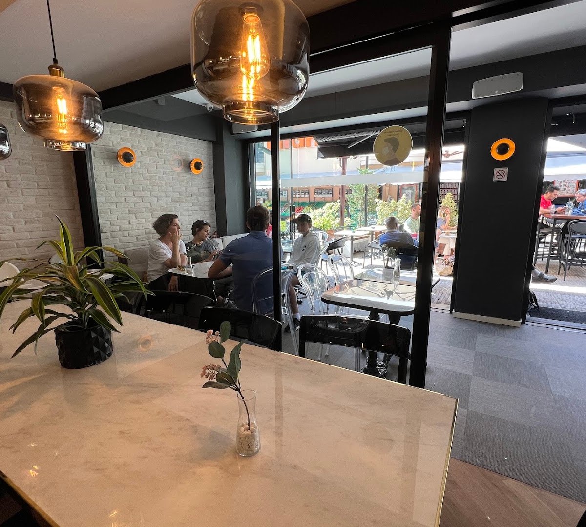Coffeelicious specialty coffee shop in Istanbul - photo 10