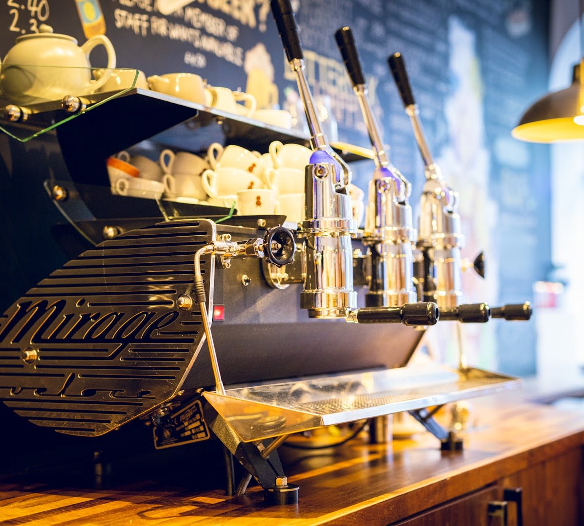 Interior of Papii, specialty coffee shop in Edinburgh