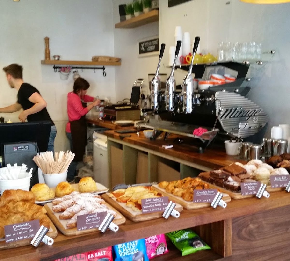 Interior of Papii, specialty coffee shop in Edinburgh