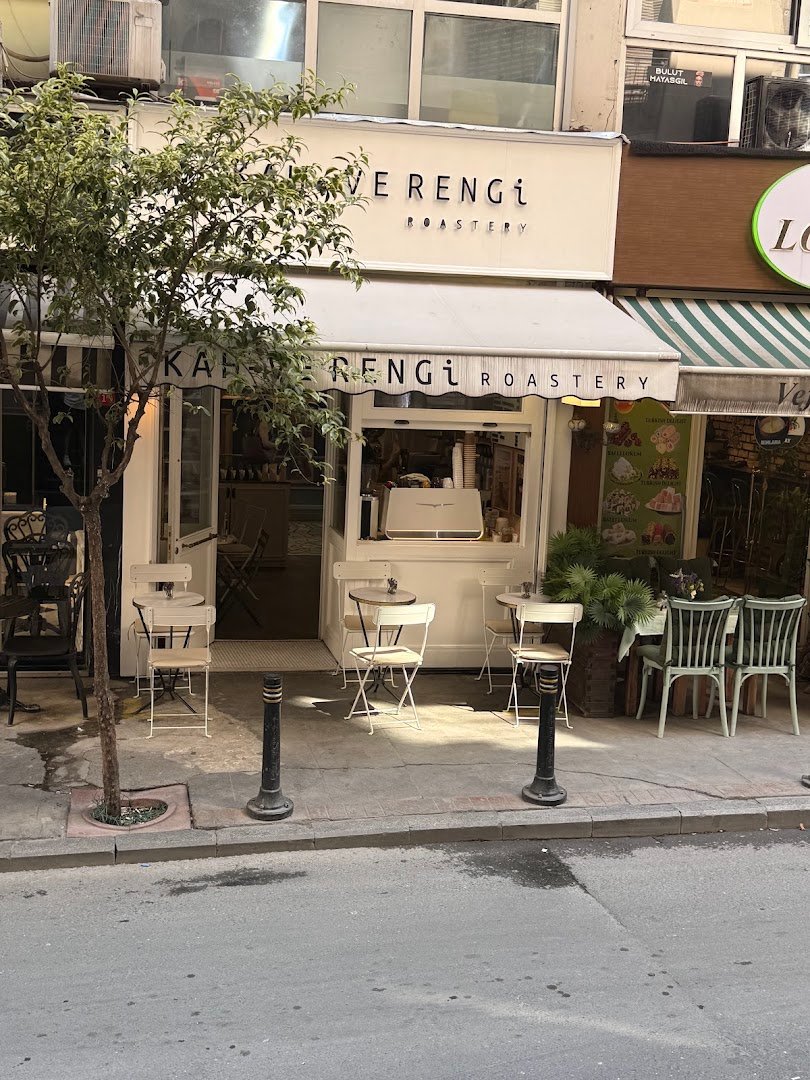 Kahverengi Roastery Nişantaşı specialty coffee shop in Istanbul - photo 6
