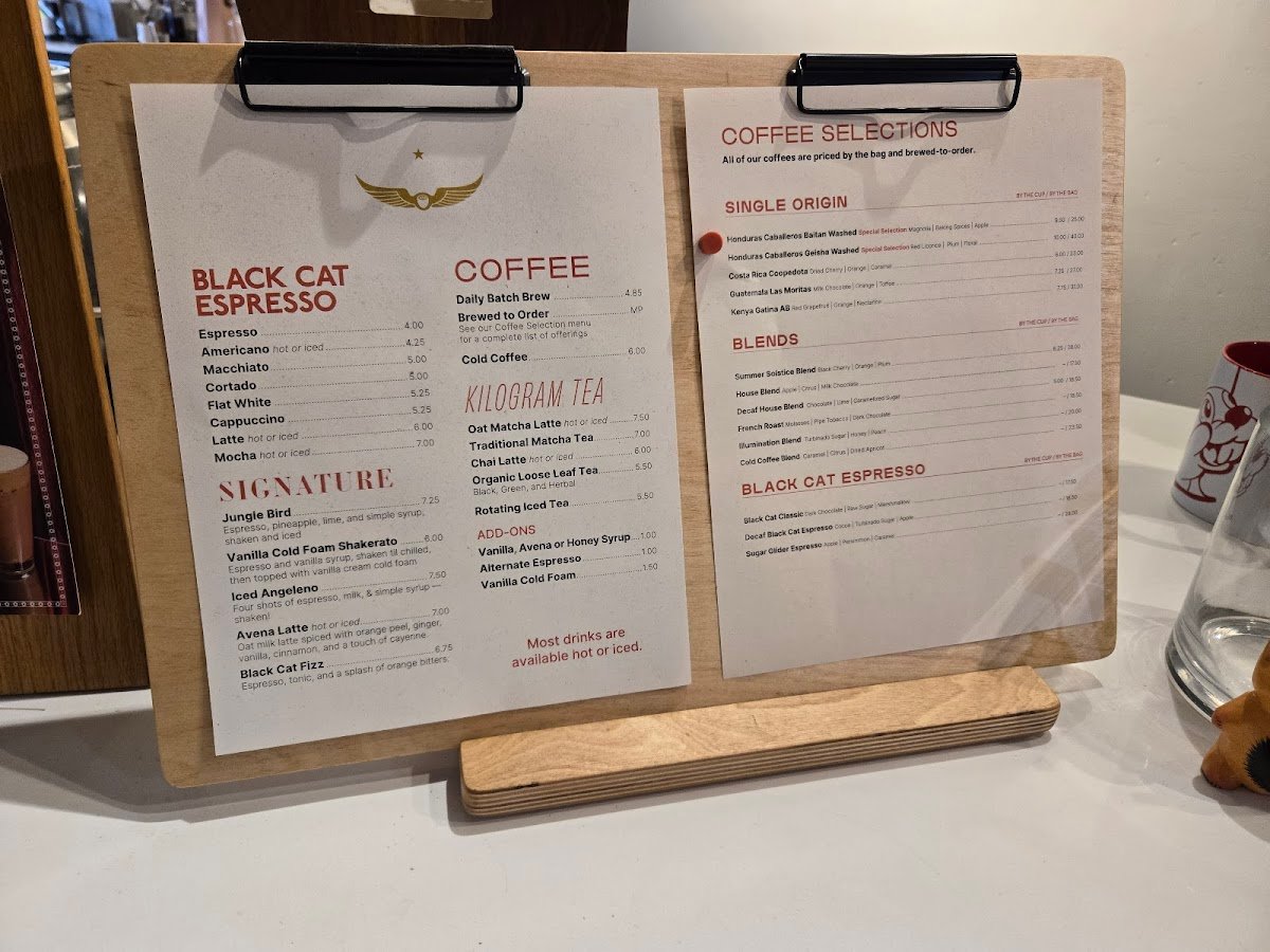 Intelligentsia Coffee Broadway Coffeebar specialty coffee shop in Chicago - photo 7