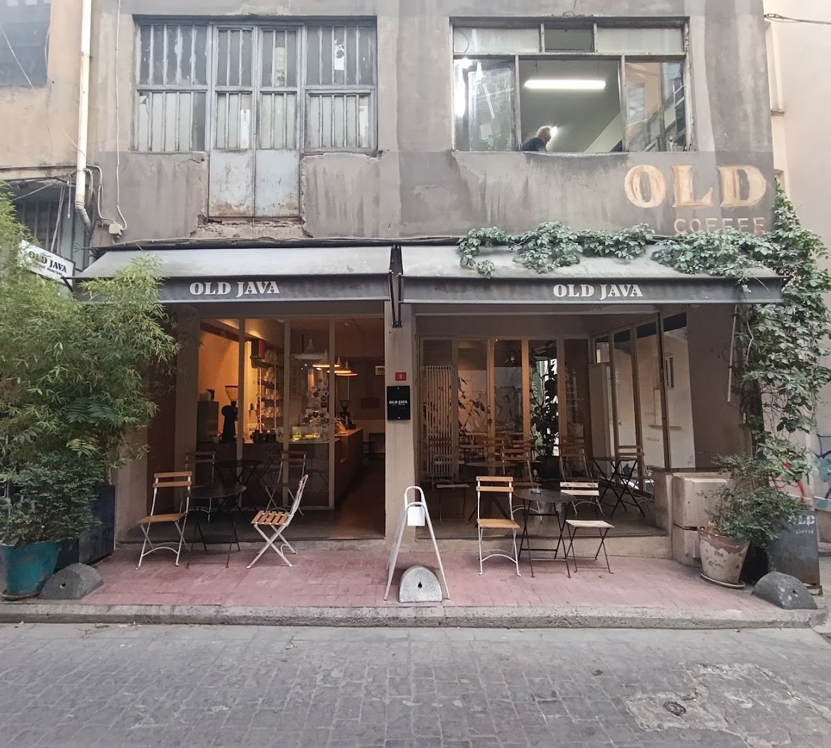 Old Java Coffee Roasters Galata specialty coffee shop in Istanbul - photo 10