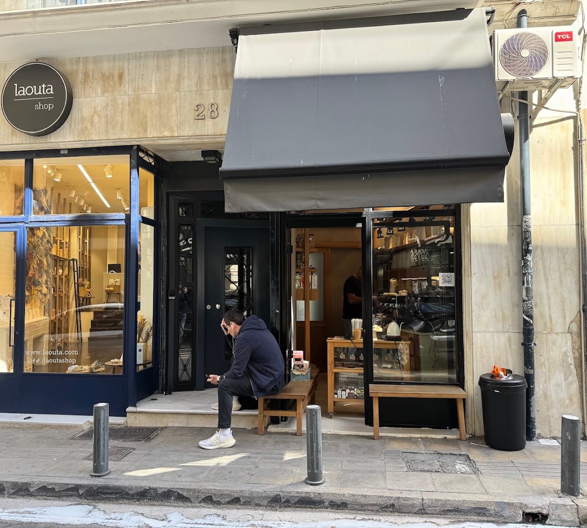 Storefront of A tot, specialty coffee shop in Athens