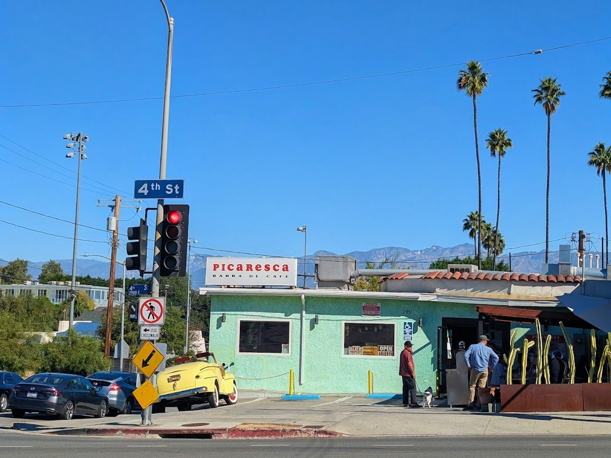 Picaresca Barra de Cafe specialty coffee shop in Los Angeles - photo 2