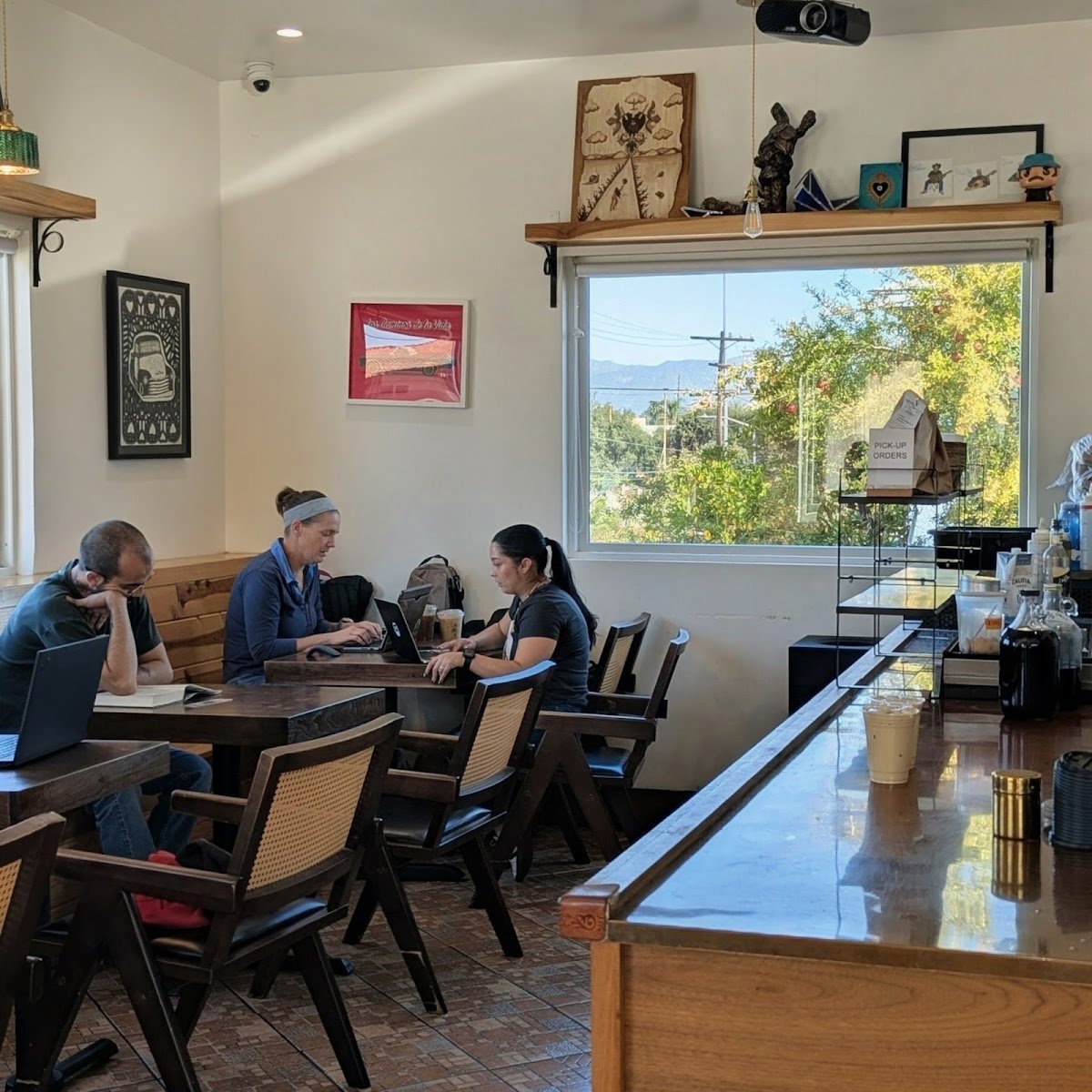 Picaresca Barra de Cafe specialty coffee shop in Los Angeles - photo 5