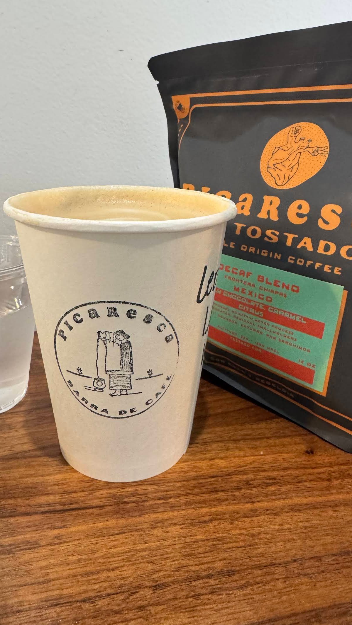 Picaresca Barra de Cafe specialty coffee shop in Los Angeles - photo 8