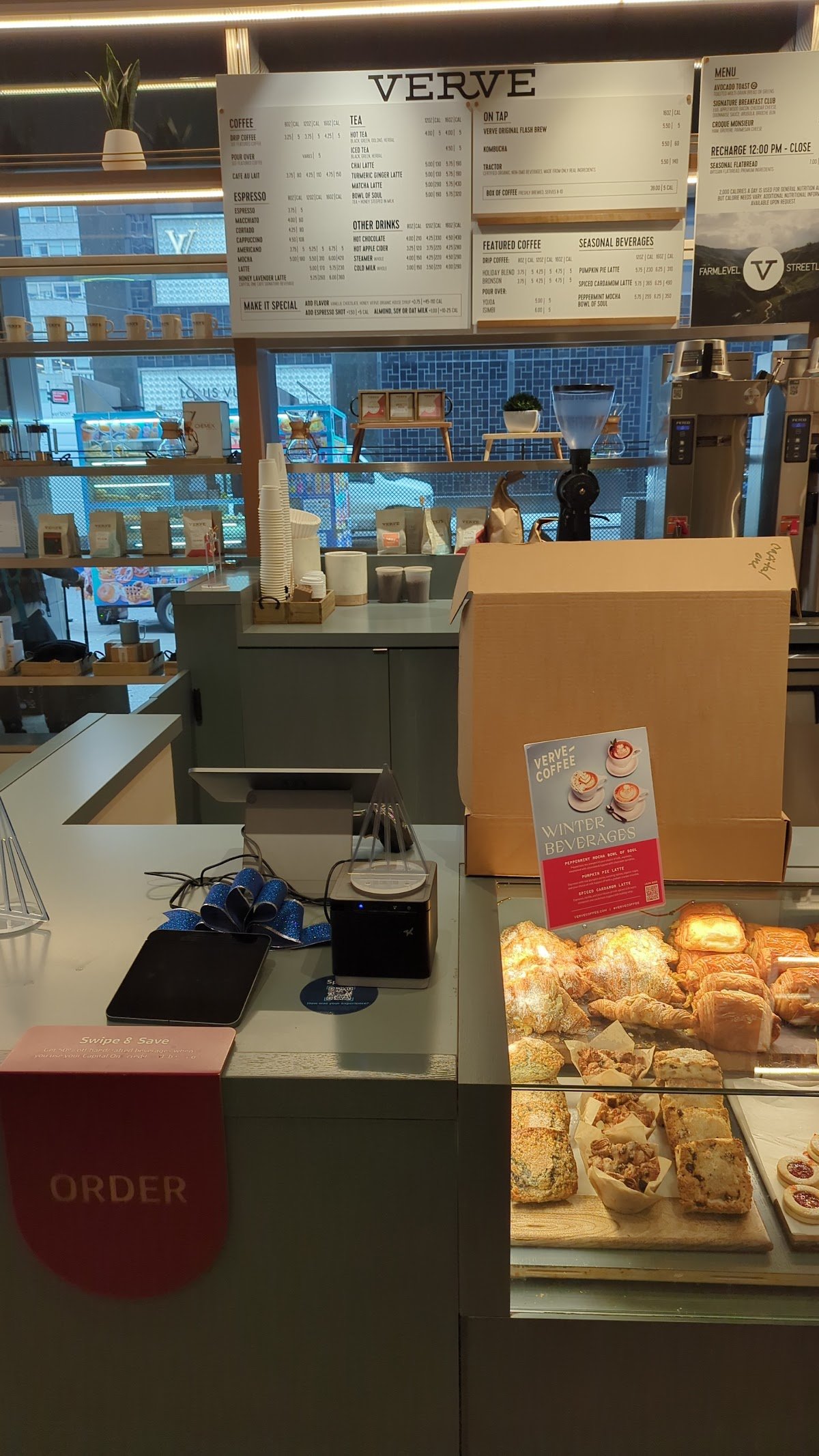 Verve Coffee (Capital One Café) specialty coffee shop in New York - photo 4