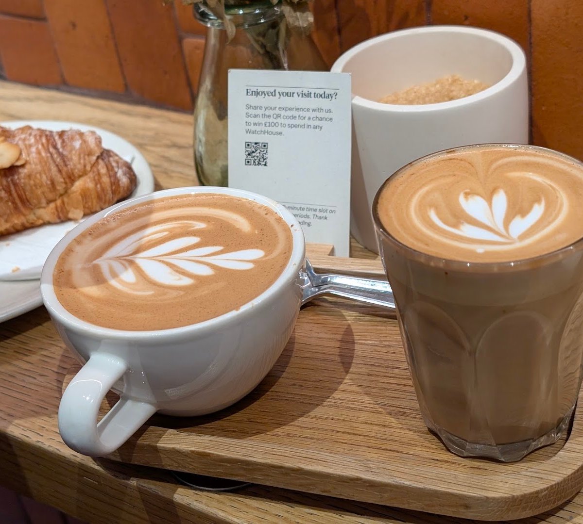 WatchHouse Roastery specialty coffee shop in London - photo 4
