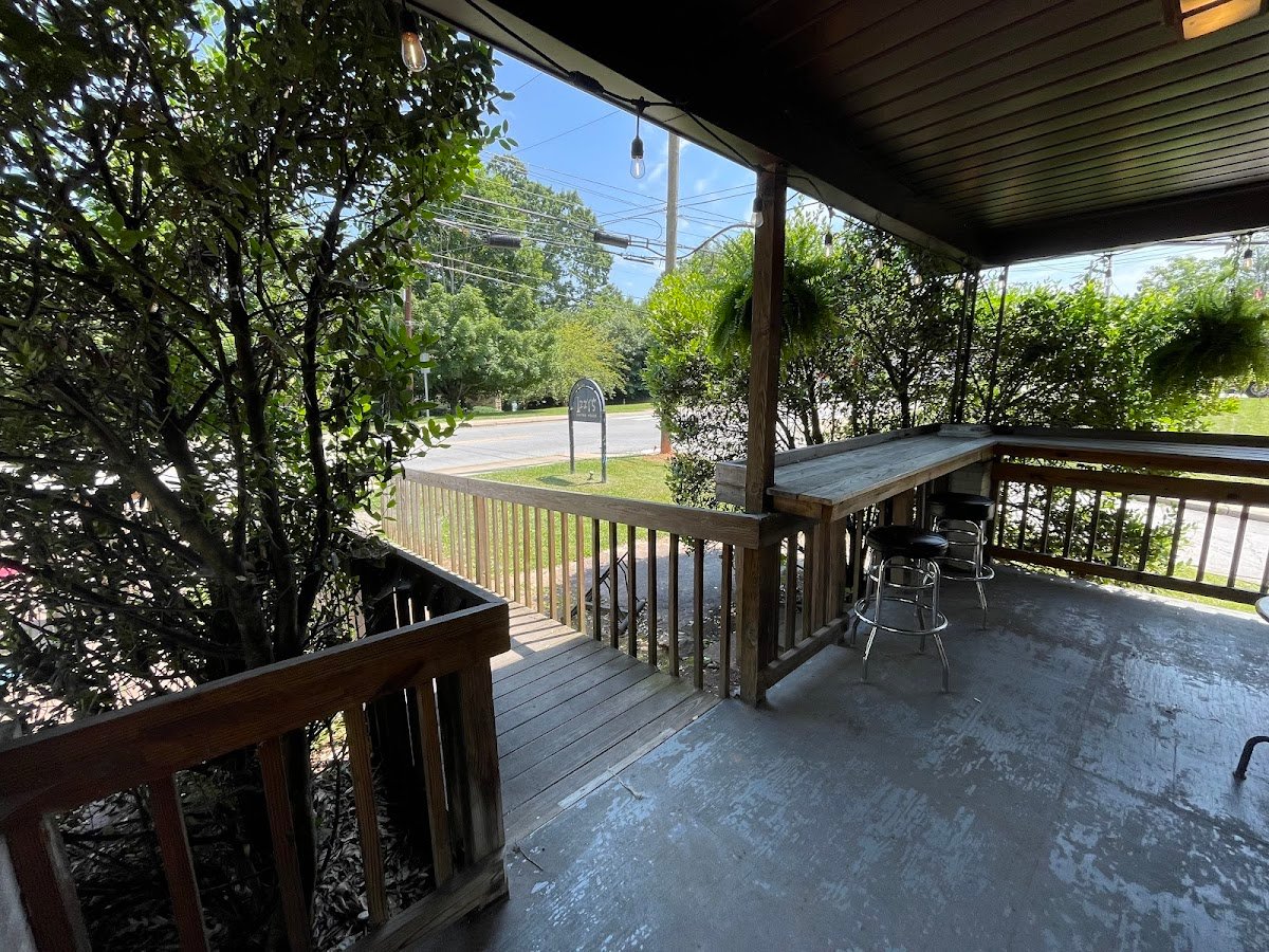 Izzy's Coffee House specialty coffee shop in Asheville - photo 4