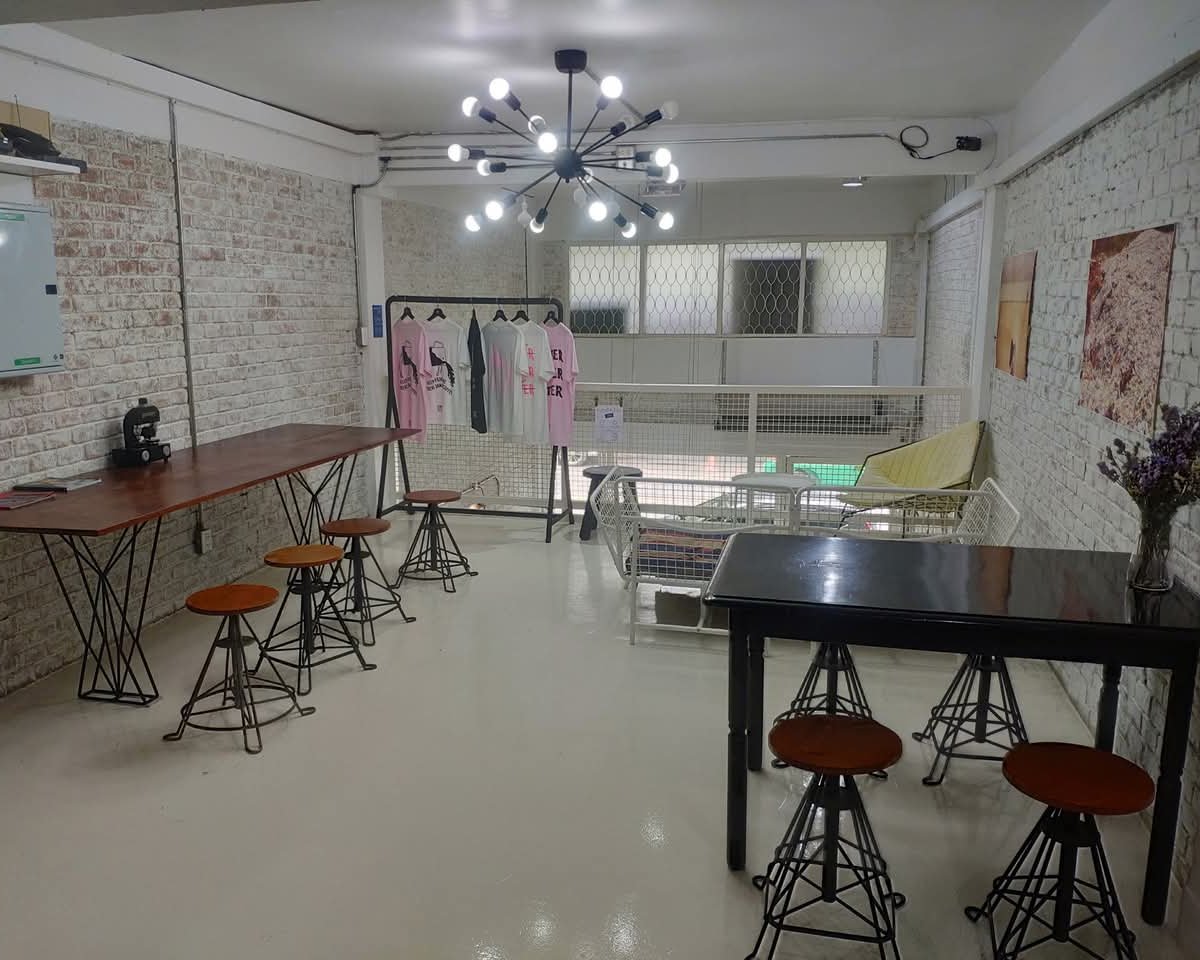 SomerSault Coffee Roaster specialty coffee shop in Bangkok - photo 10