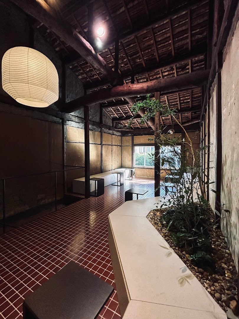 ABOUT US COFFEE NIJO-JO specialty coffee shop in Kyoto - photo 3