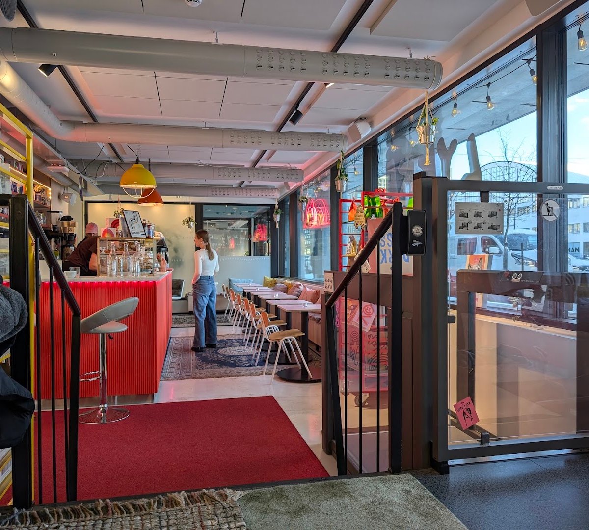 Interior of Lykke Helsinki, specialty coffee shop in Helsinki