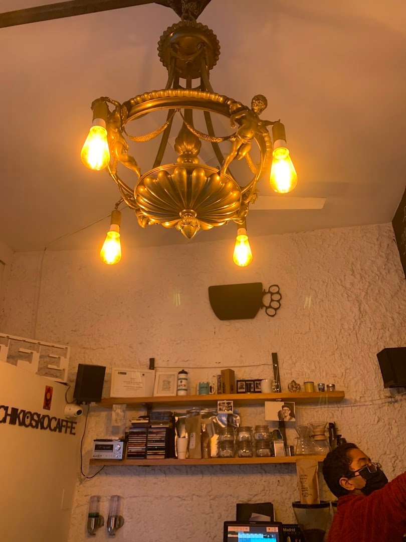 Bianchi Kiosko Caffé specialty coffee shop in Madrid - photo 8