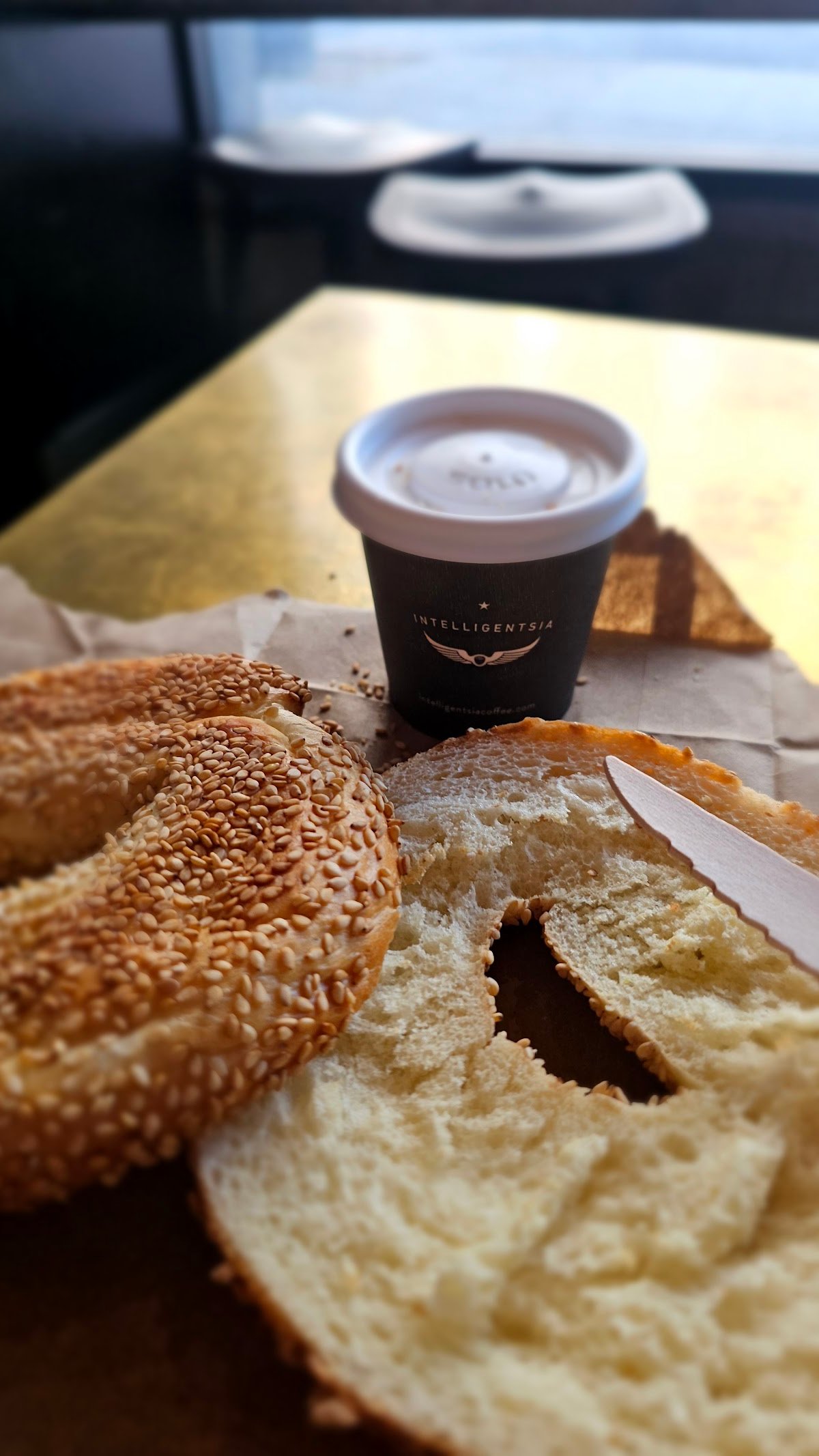 Intelligentsia Coffee Hollywood Coffeebar specialty coffee shop in Los Angeles - photo 17