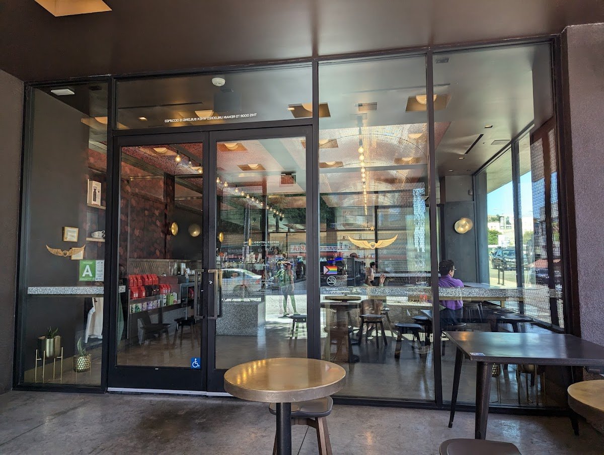 Intelligentsia Coffee Hollywood Coffeebar specialty coffee shop in Los Angeles - photo 9