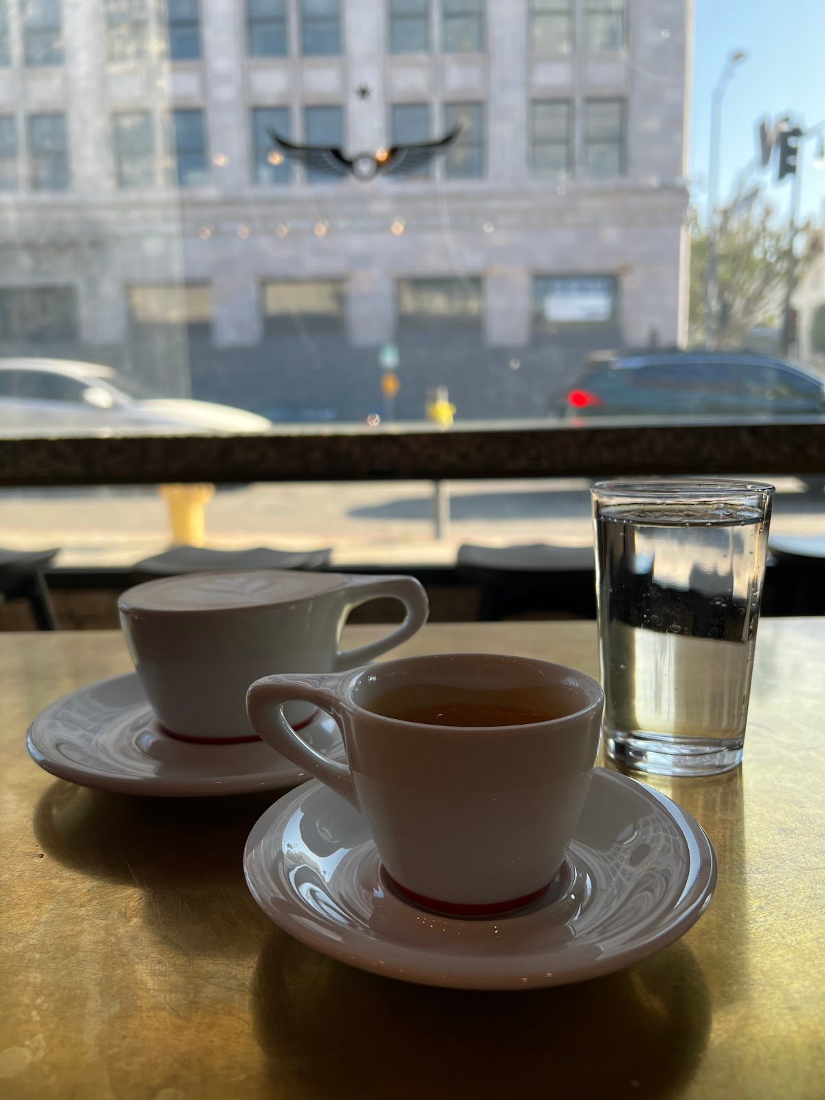 Intelligentsia Coffee Hollywood Coffeebar specialty coffee shop in Los Angeles - photo 10