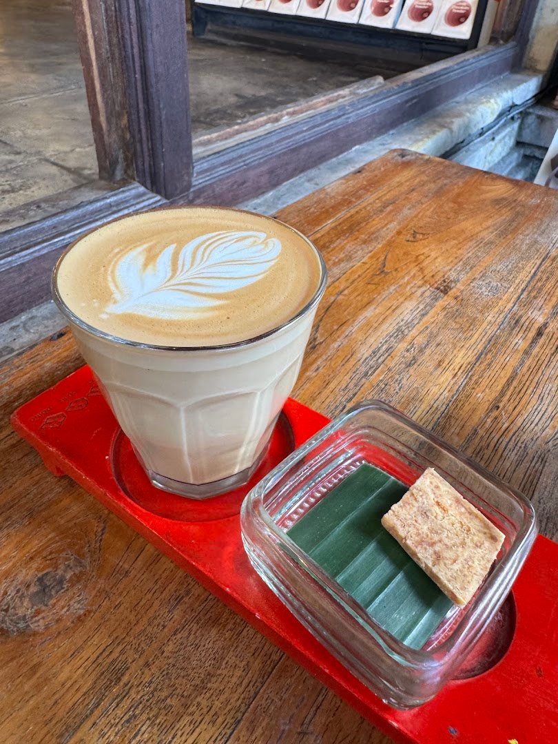 Seniman Coffee specialty coffee shop in Bali - photo 5