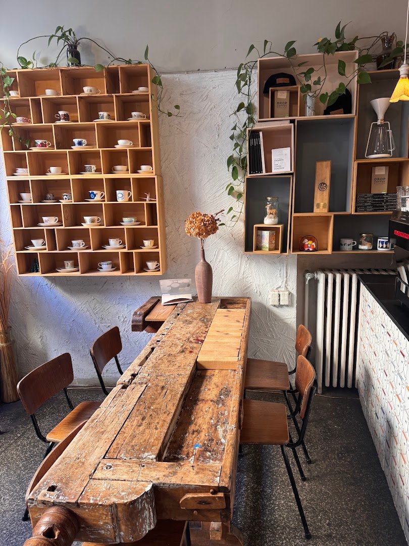 Interior of Andante Coffee, specialty coffee shop in Helsinki