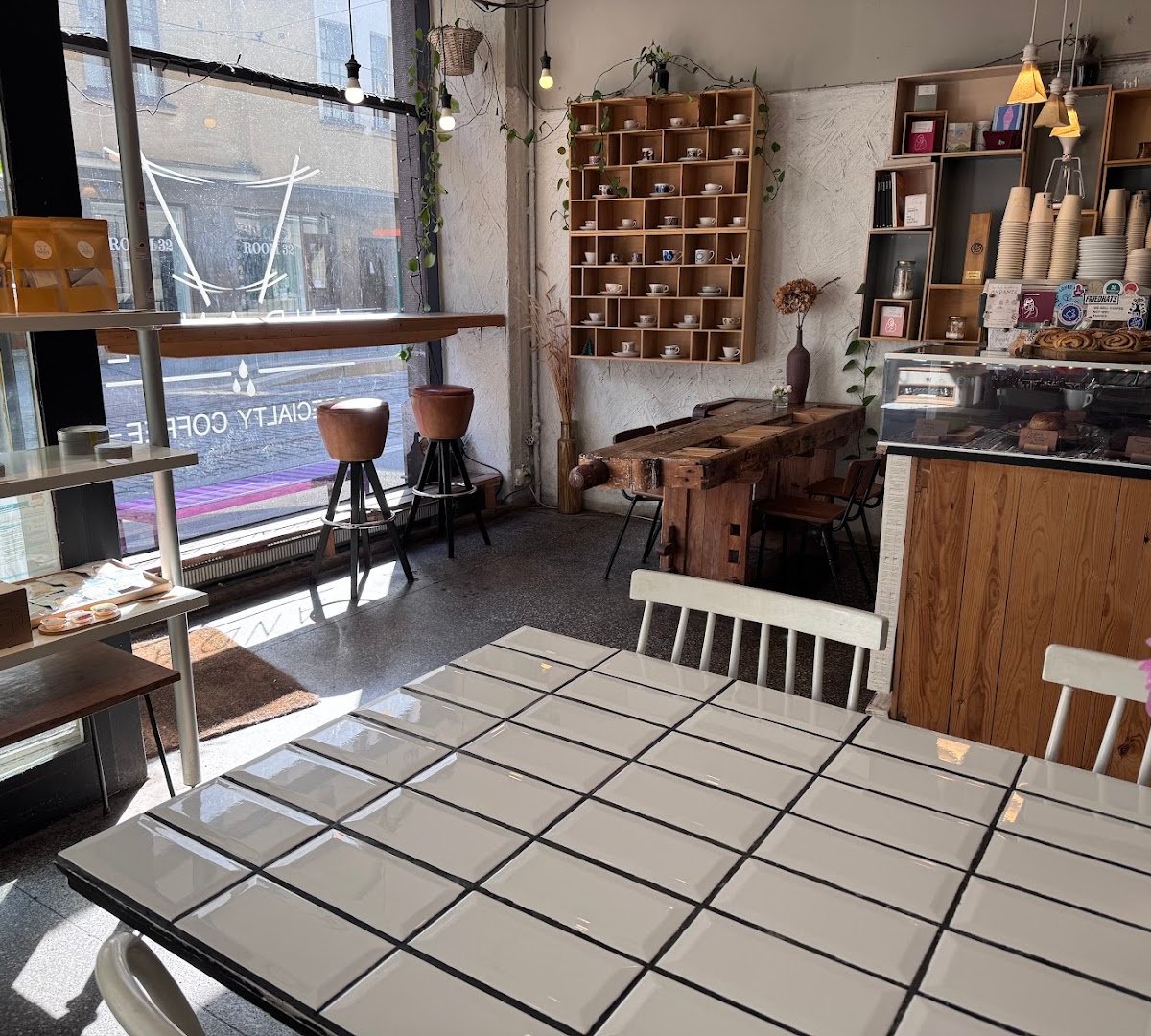 Interior of Andante Coffee, specialty coffee shop in Helsinki