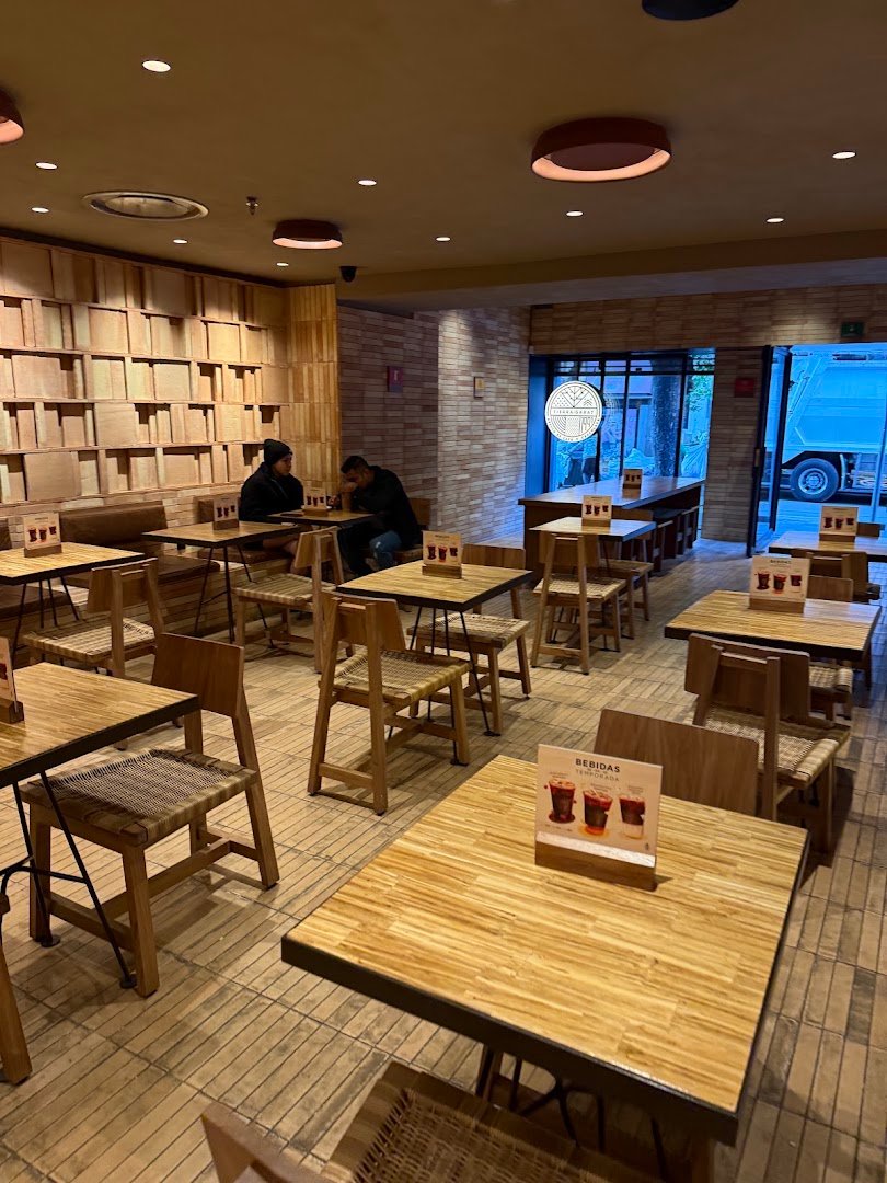 Interior of Tierra Garat Independencia, specialty coffee shop in Mexico City
