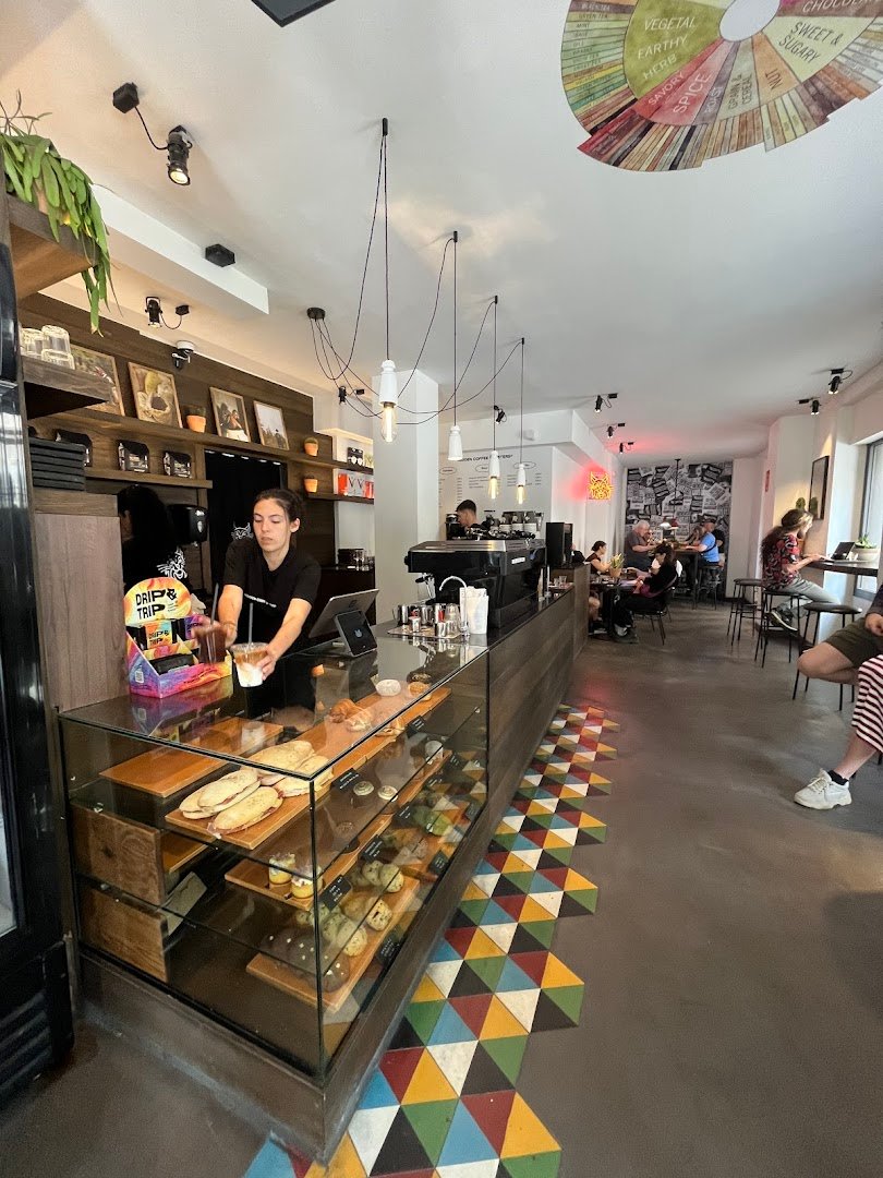 Hidden Coffee Roasters - El Born specialty coffee shop in Barcelona - photo 10