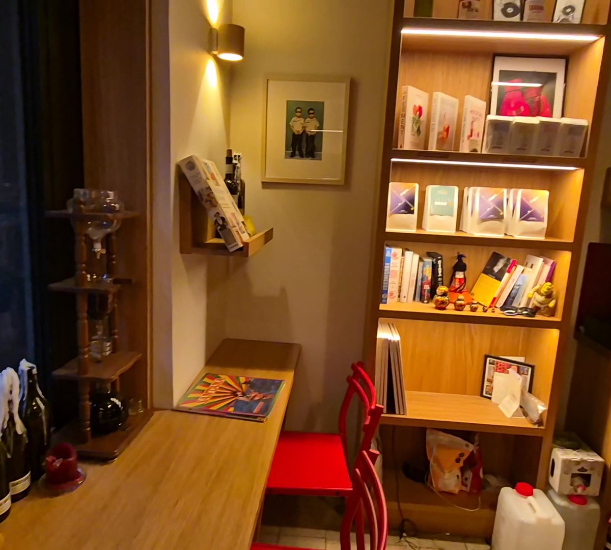 Kepen Cafe specialty coffee shop in Budapest - photo 10