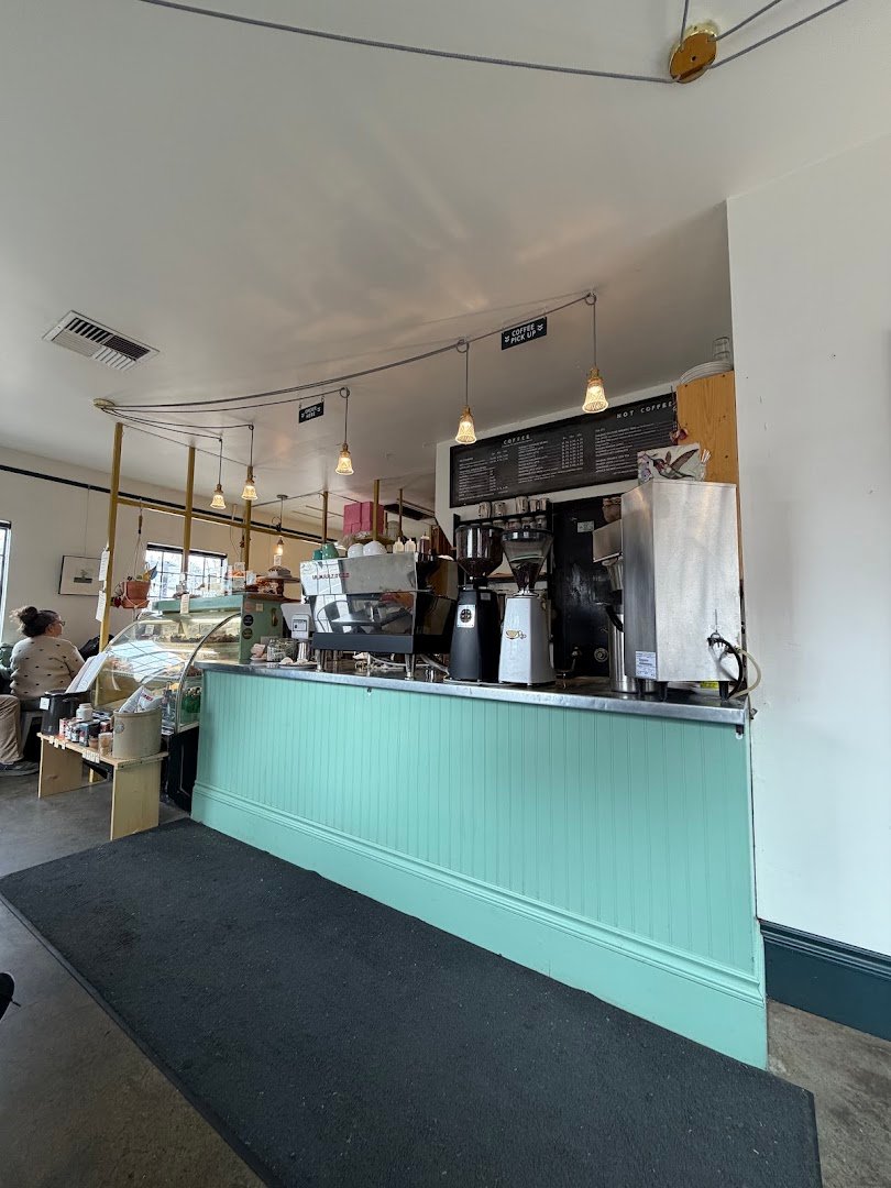 Café des Chutes specialty coffee shop in Bend - photo 9