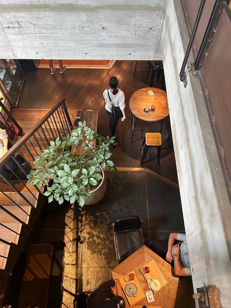 Interior of Berth Coffee, specialty coffee shop in Tokyo