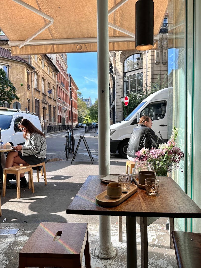 I.O Café specialty coffee shop in Paris - photo 5
