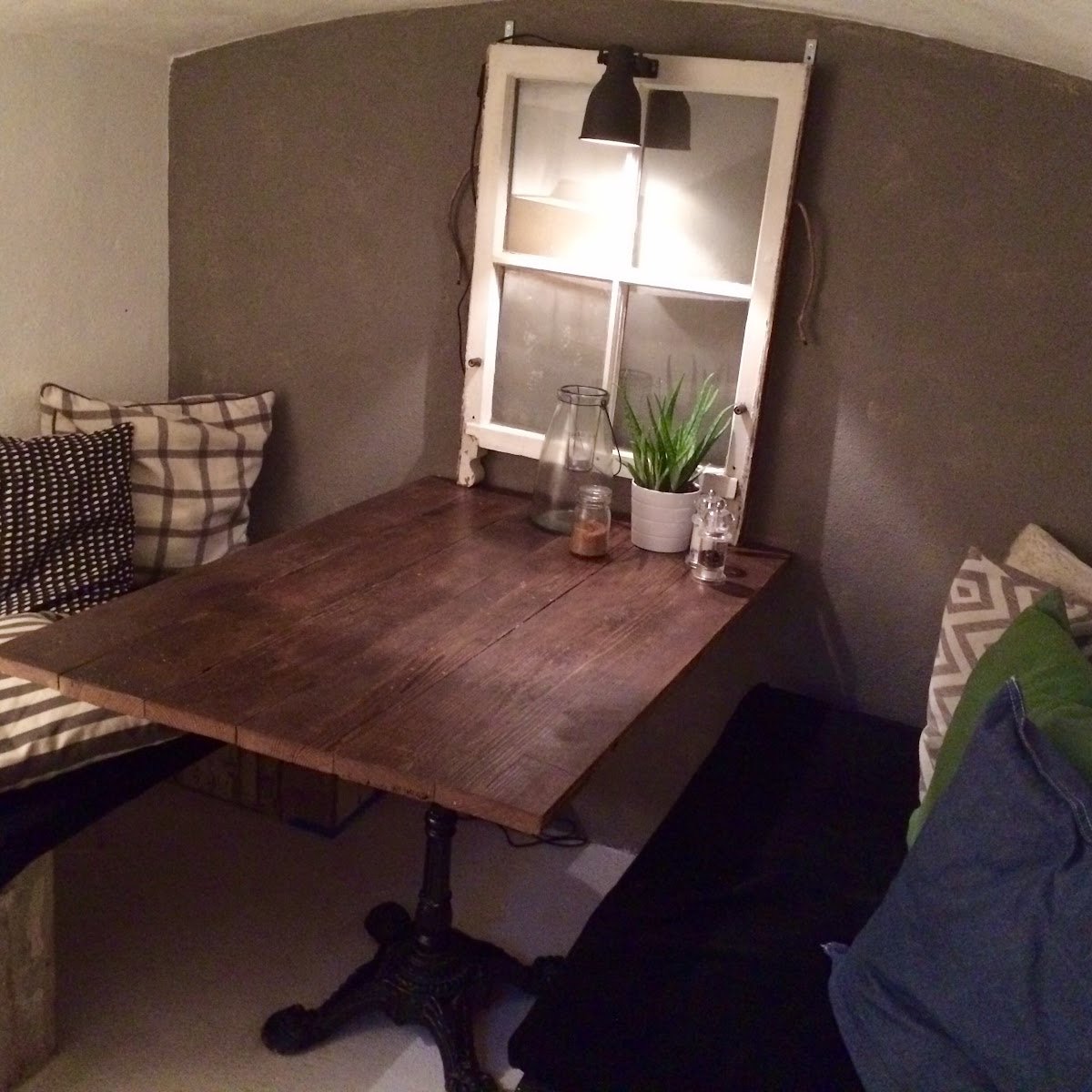 Sawyer and Gray specialty coffee shop in London - photo 11