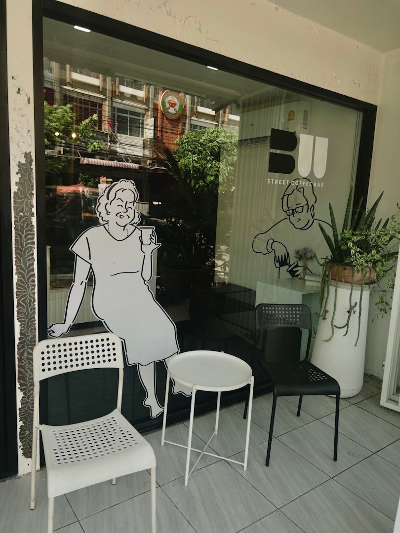 Black&White Street Coffee Bar specialty coffee shop in Bangkok - photo 7