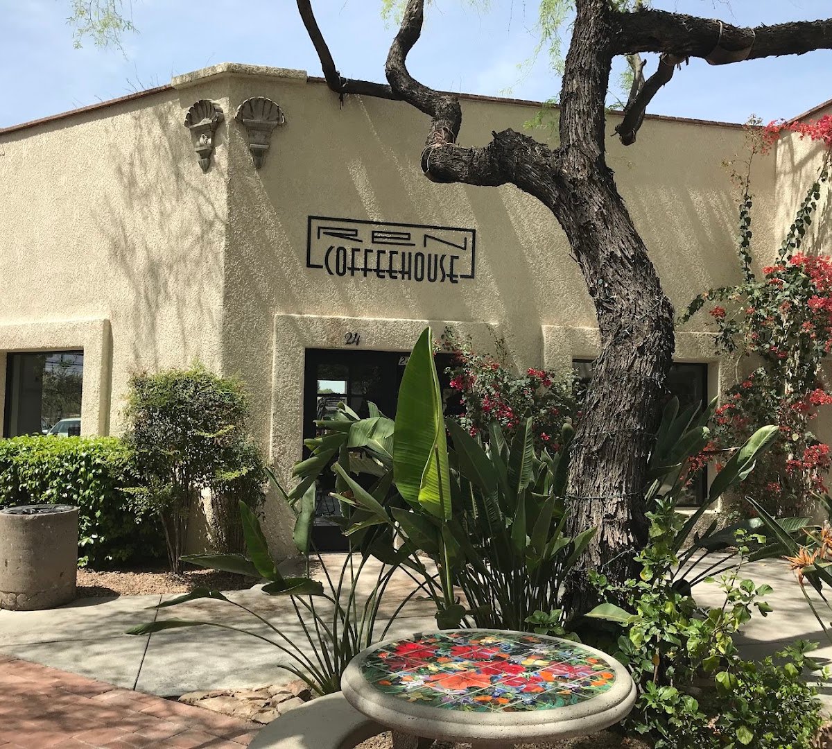 Ren Coffeehouse specialty coffee shop in Tucson - photo 3