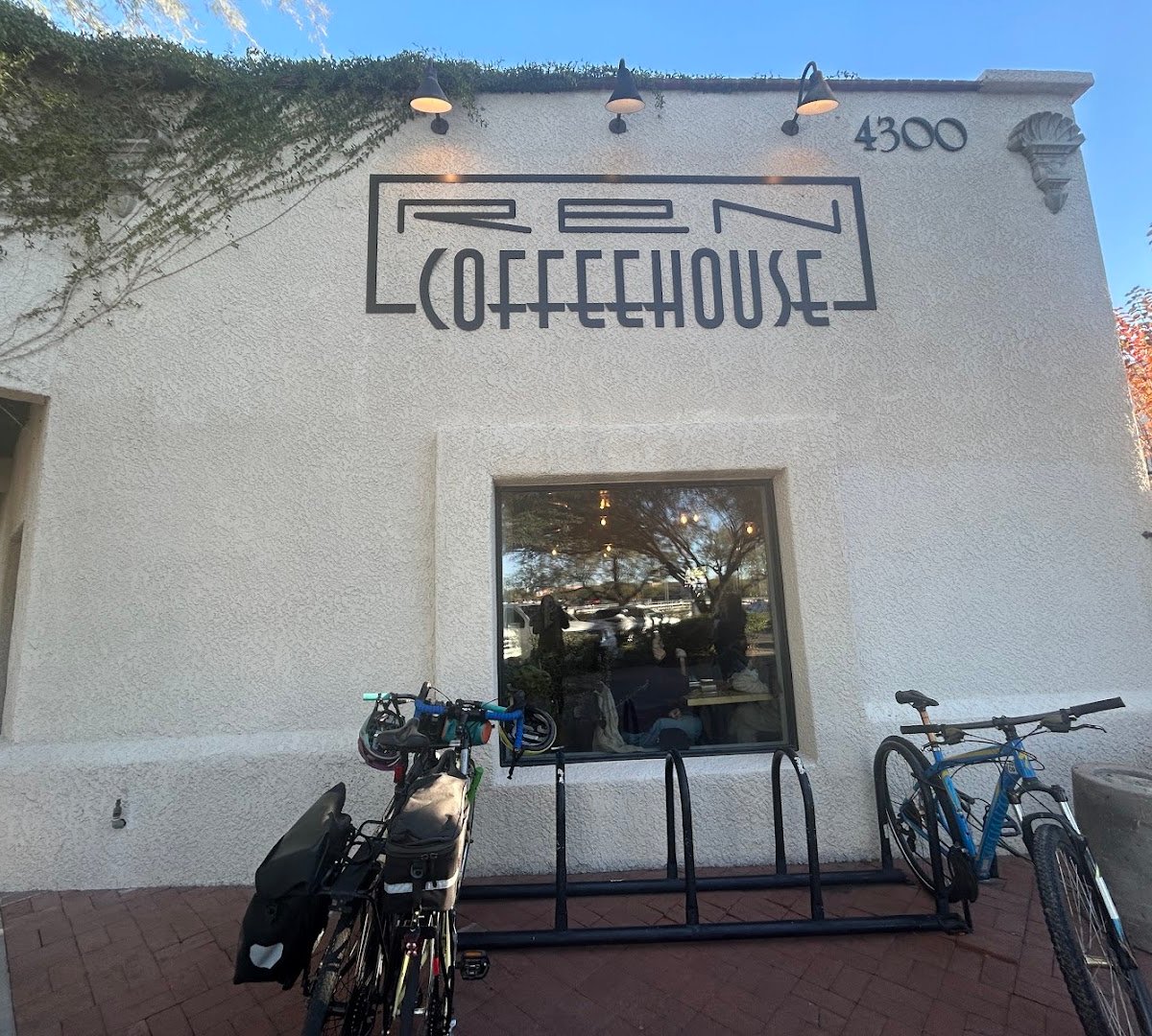 Ren Coffeehouse specialty coffee shop in Tucson - photo 7