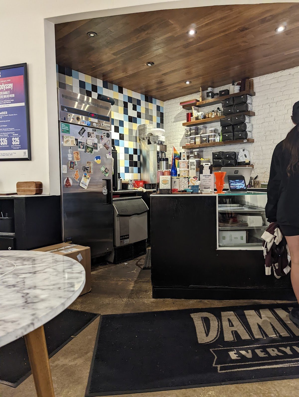 Everyman Espresso specialty coffee shop in New York - photo 6