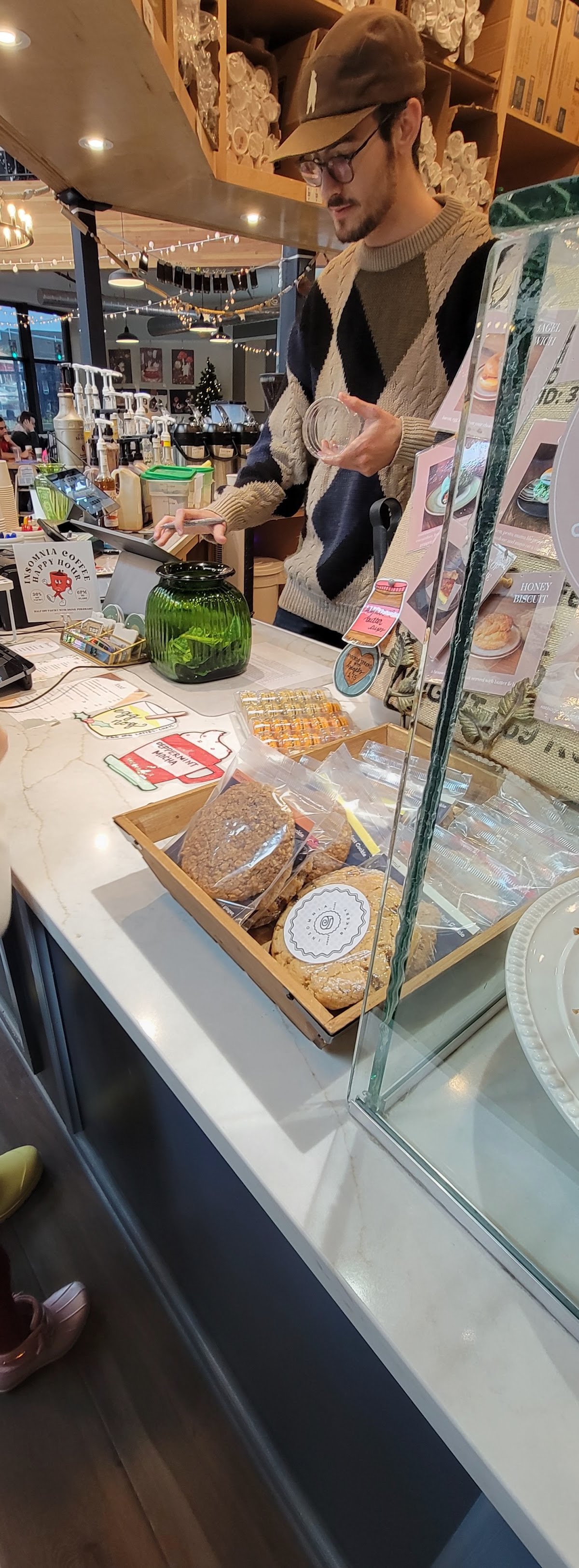 Insomnia Coffee Co - Cedar Mill specialty coffee shop in Portland - photo 8