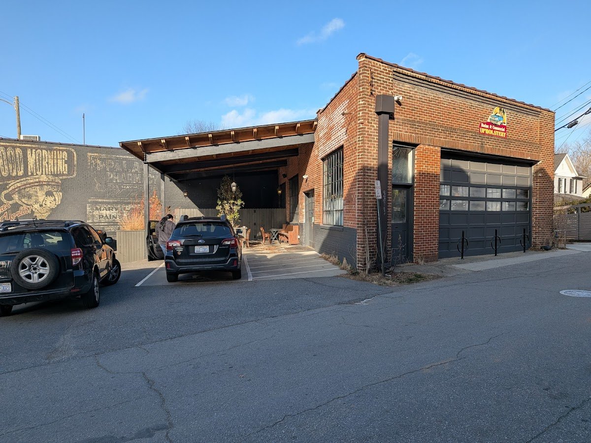 Rowan Coffee specialty coffee shop in Asheville - photo 5